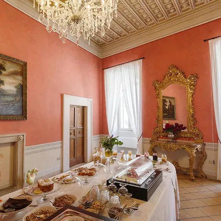 Palazzo Dragoni 3* 스폴레토