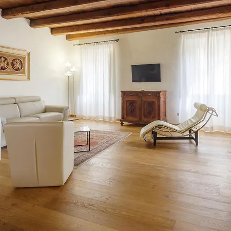 Hotel Palazzo Dragoni 3*