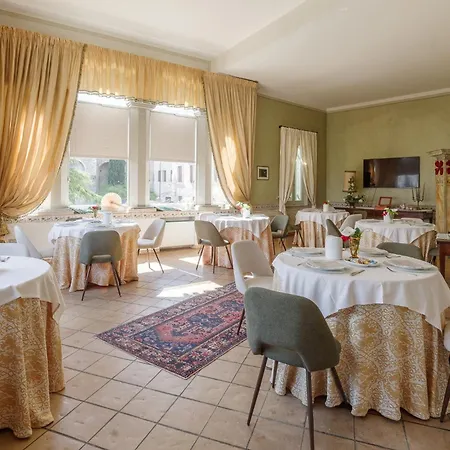 Hotel Palazzo Dragoni 3*