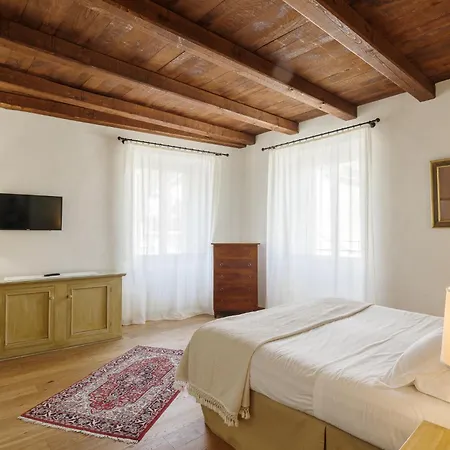 Palazzo Dragoni 3*