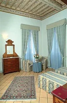 Hotel Palazzo Dragoni 3*