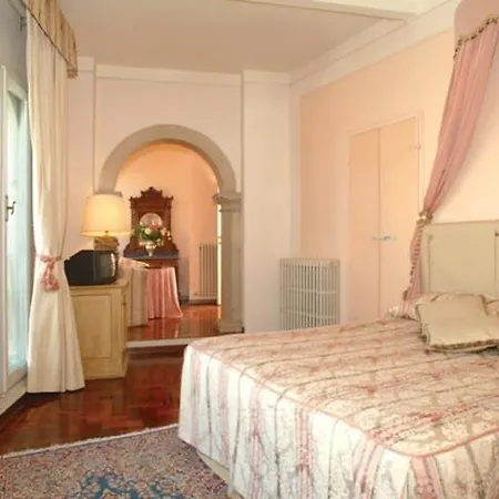 Hotel Palazzo Dragoni 3*