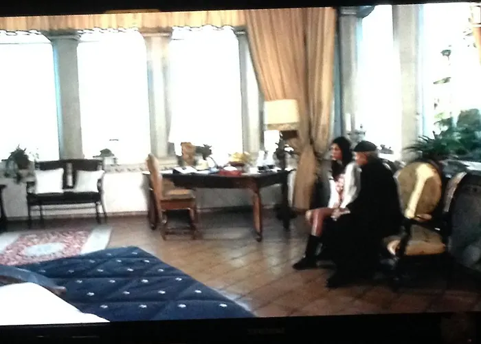 Palazzo Dragoni 3* 스폴레토