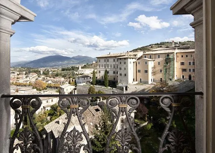 호텔 Palazzo Dragoni 스폴레토