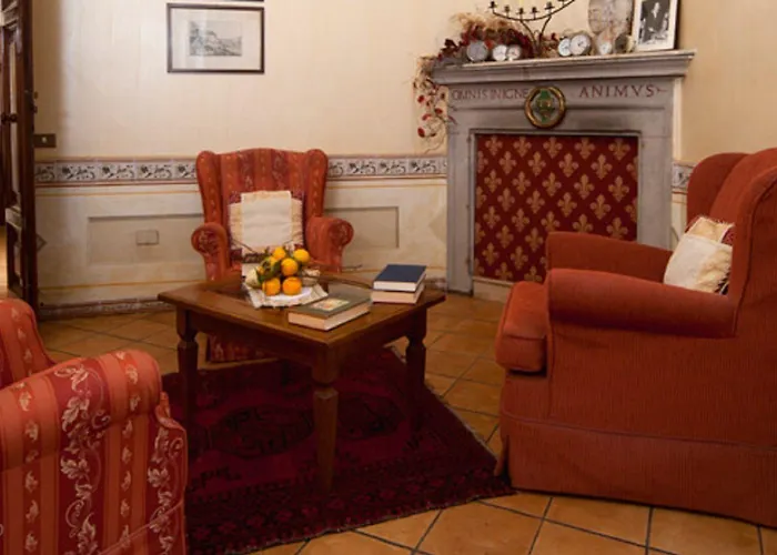 Palazzo Dragoni 호텔